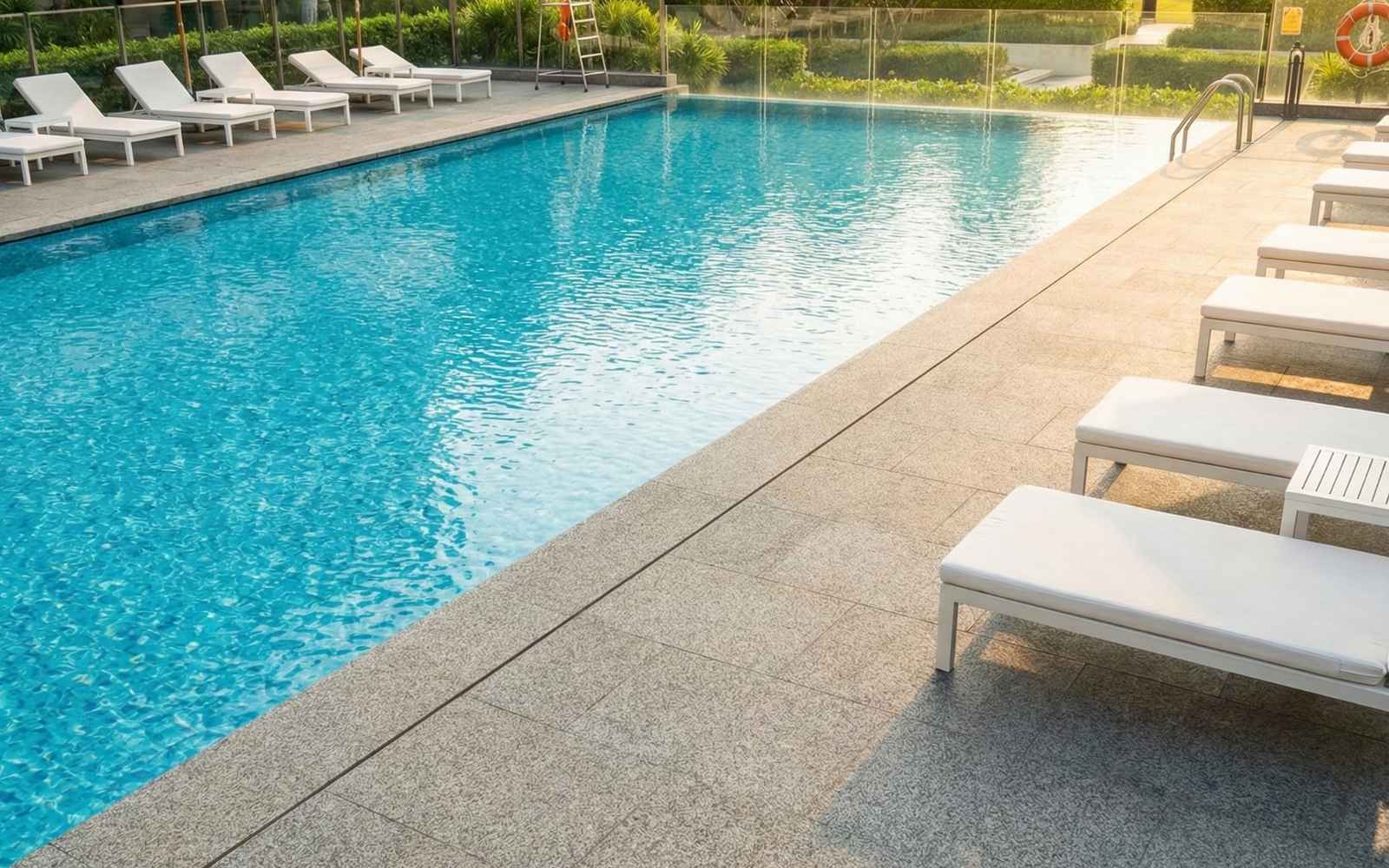 Vulcana poolside comparison